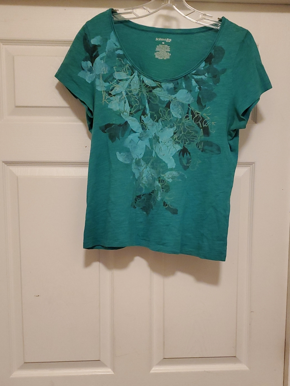 St. John's Bay Teal Green Floral Scoop-Neck Short Sleeve Top